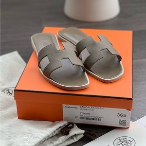*sold* Brand New Authentic Hermes Oran Sandals - Etoupe 36.5